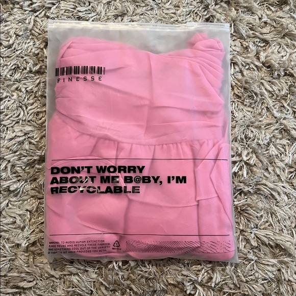 Finesse Tia Pink Chiffon Layered Mini Skirt - Picture 7 of 9